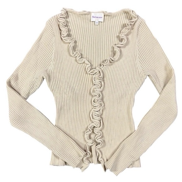 Find Me Now NWT Charlie Ruffled Cream Ribbed Sweater - Picture 5 of 8